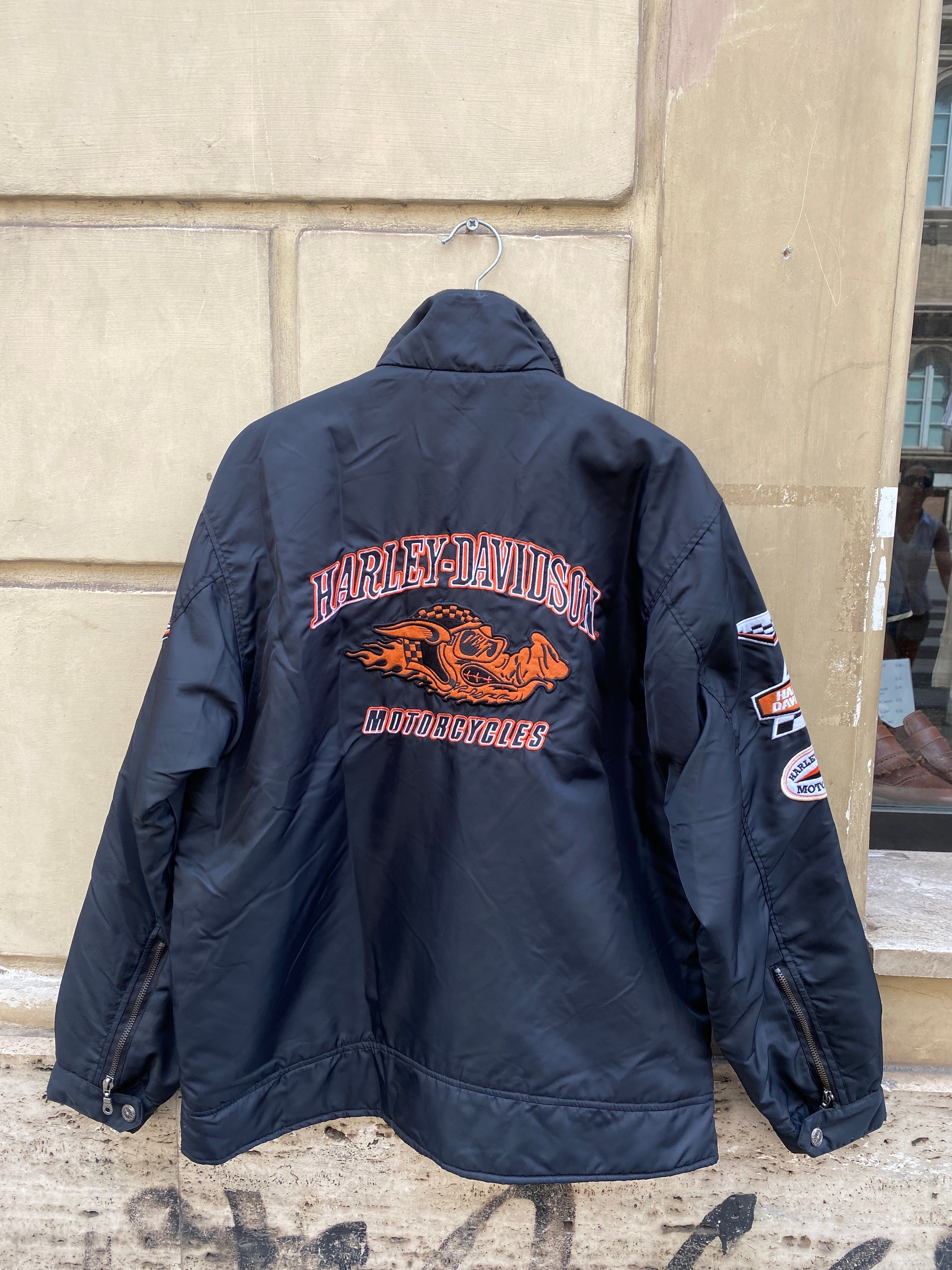 GIUBBOTTO CON STAMPE DA UOMO