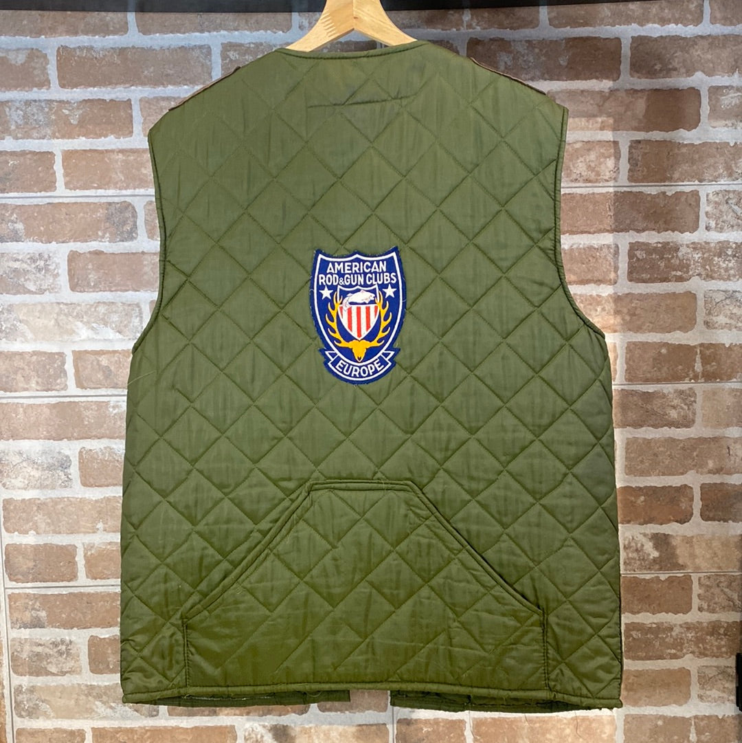 GILET TRAPUNTATO CON PATCH DA UOMO