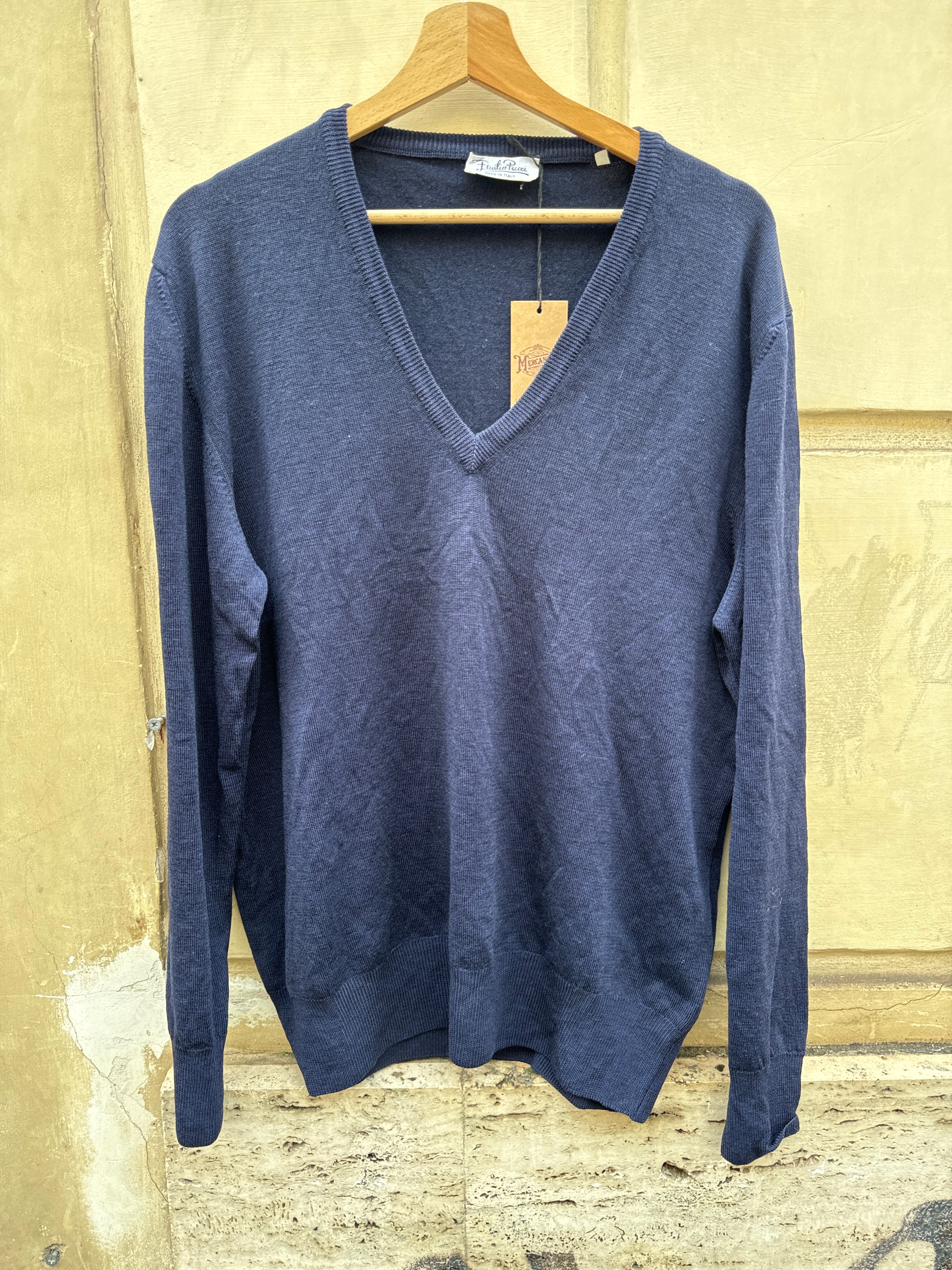 MAGLIONE BLU SCOLLO A V DA UOMO