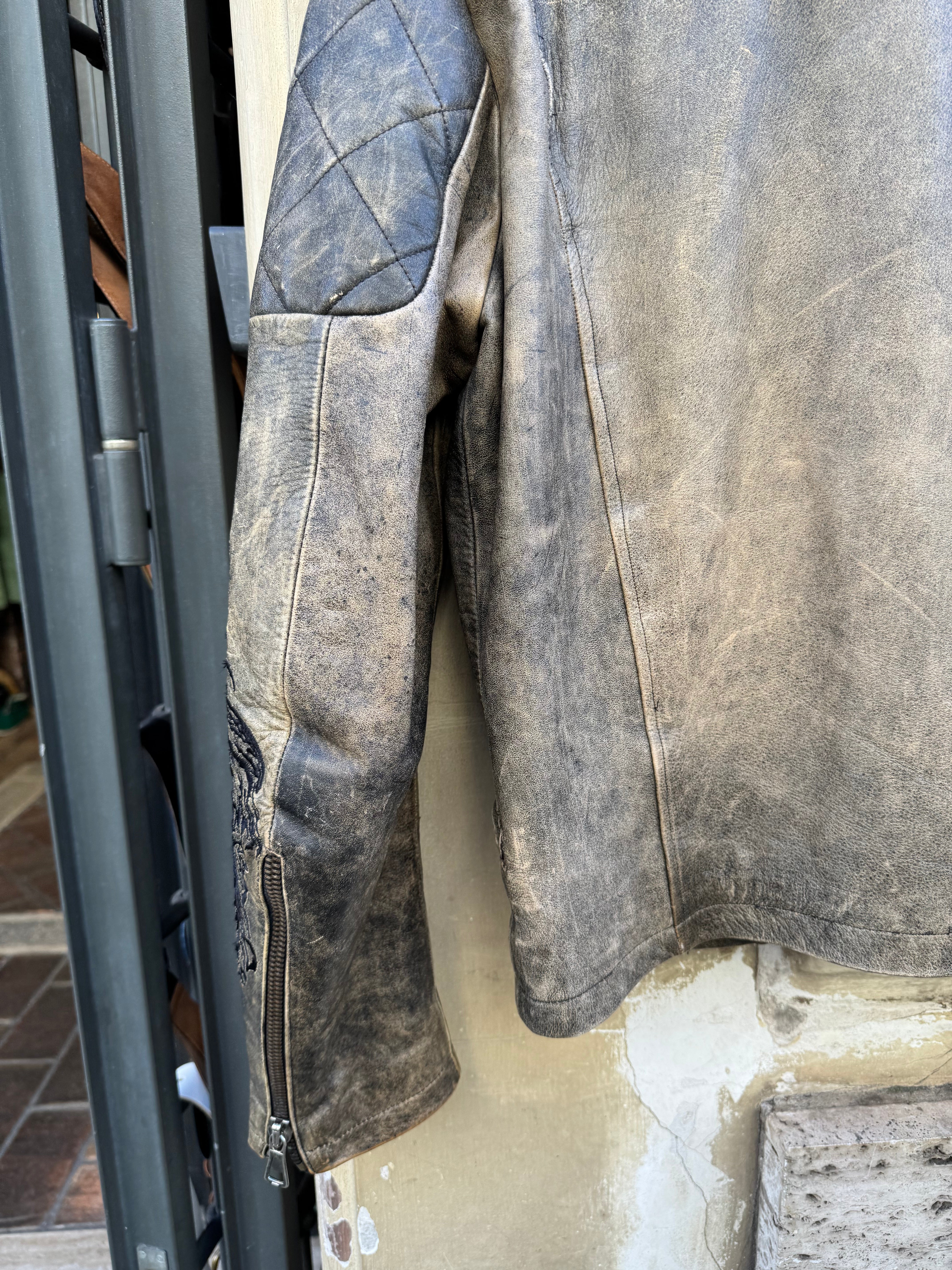 GIACCA PELLE CON RICAMO SU MANICA DA UOMO
