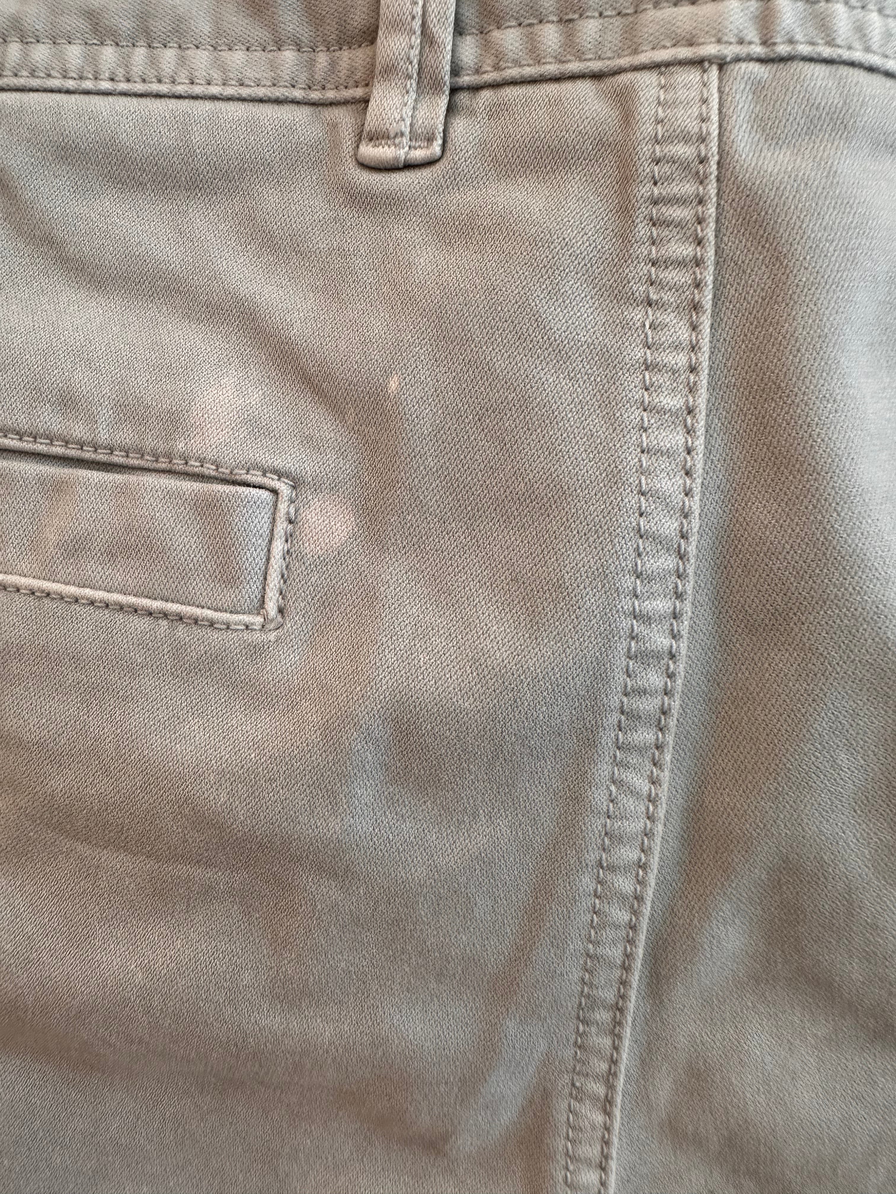 PANTALONI CON TASCONI DA UOMO