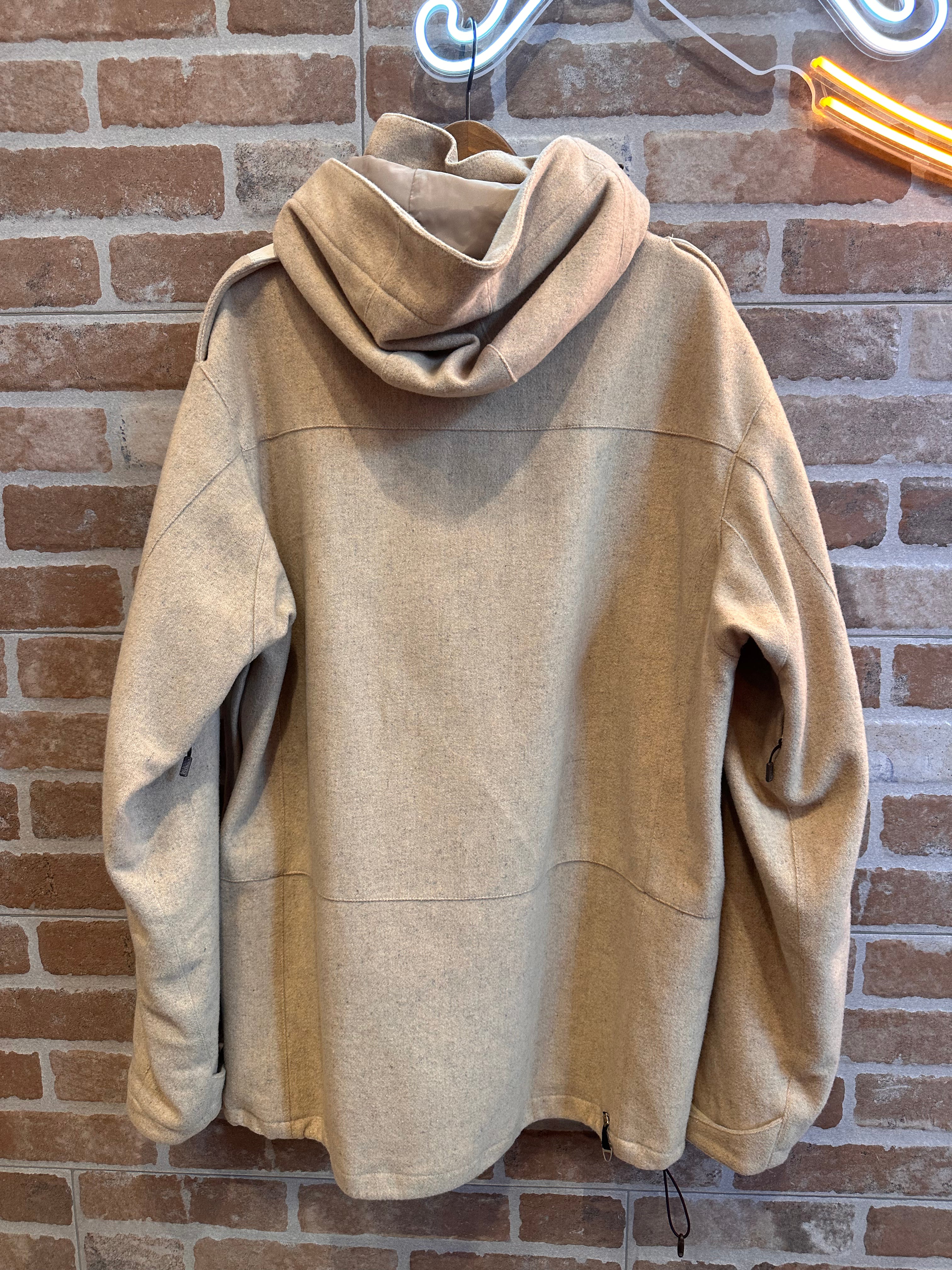 CAPPOTTO BEIGE CON CAPPUCCIO DA UOMO