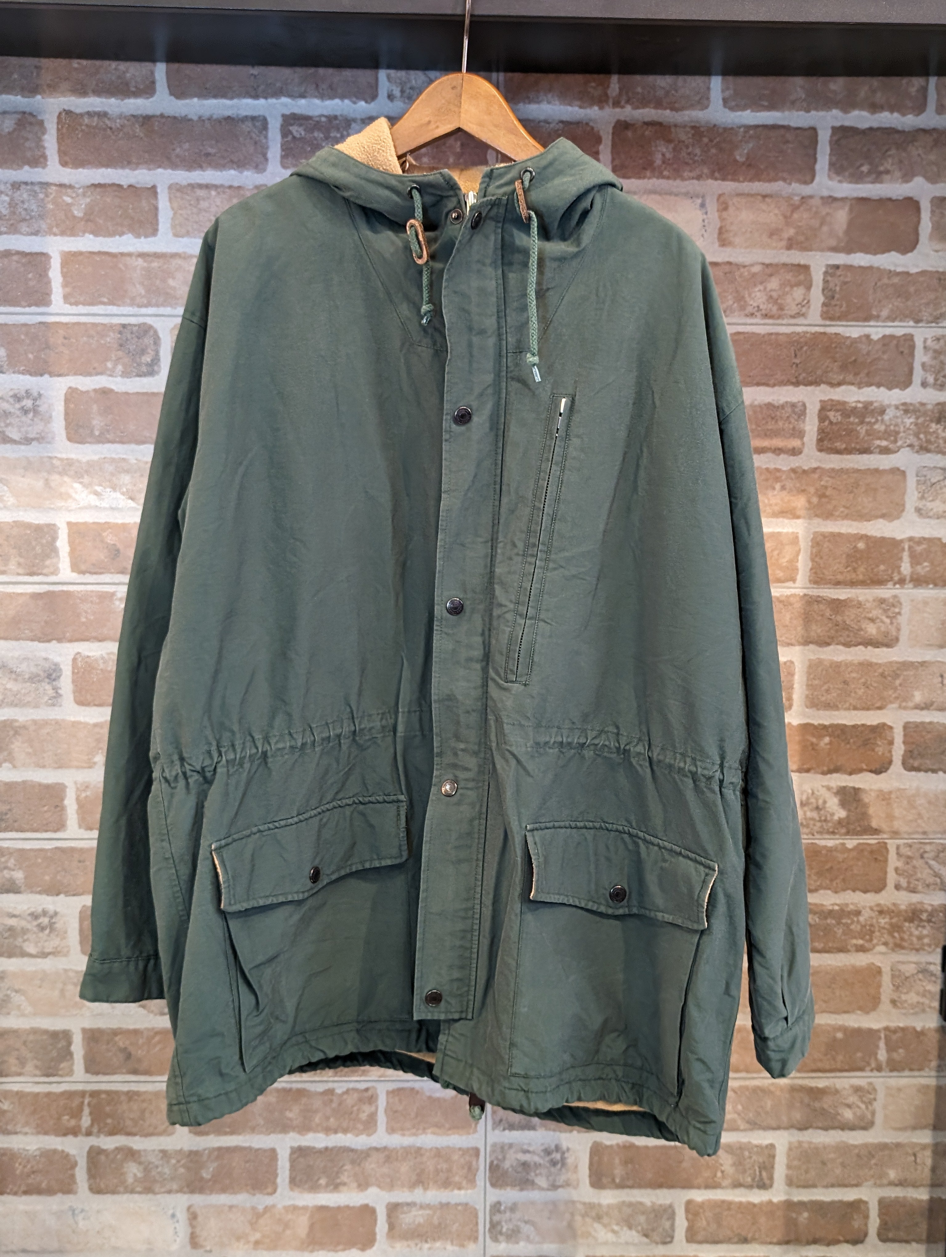 PARKA VERDE CON CAPPUCCIO DA UOMO