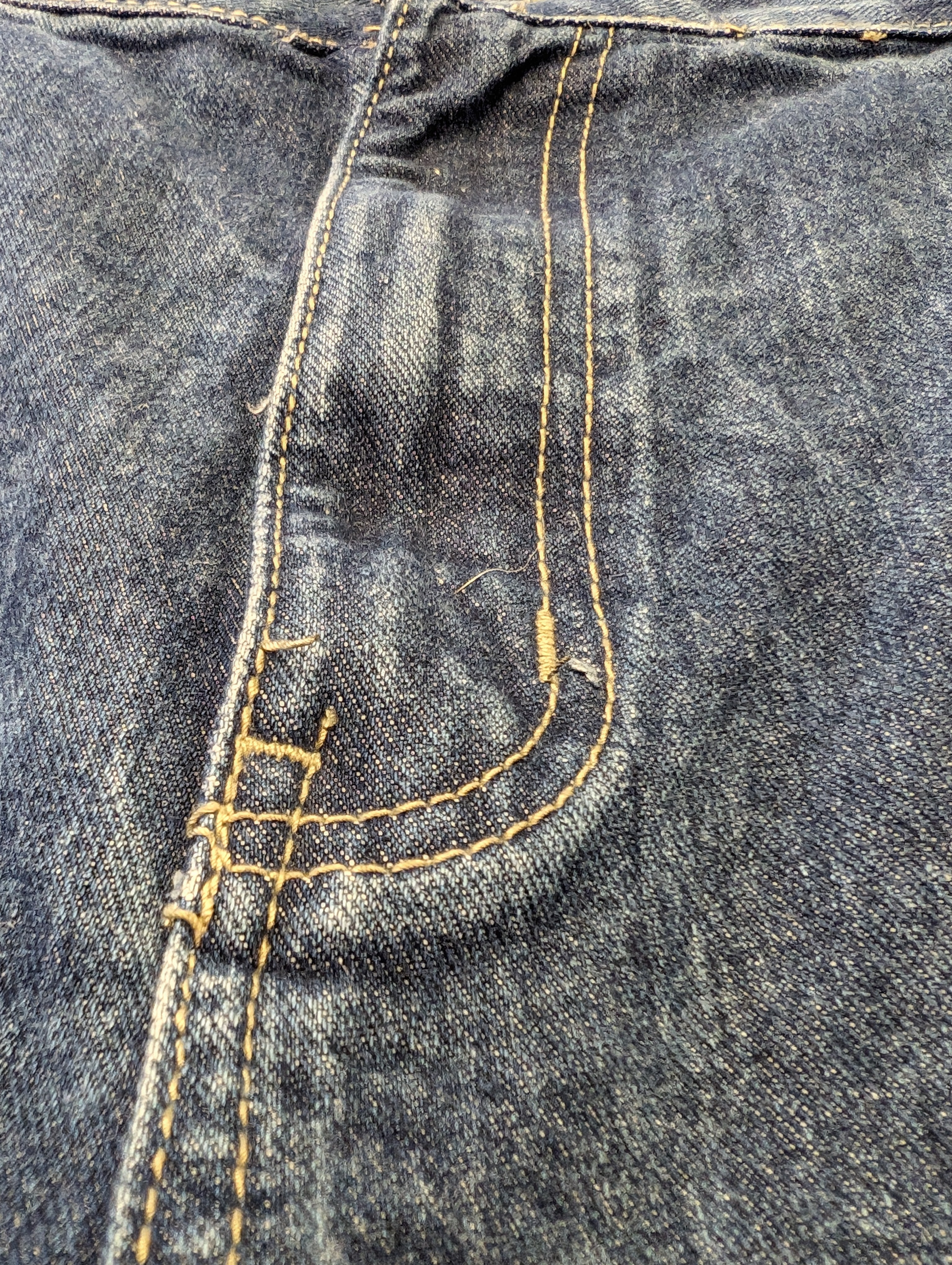 JEANS LAVAGGIO SCURO DA UOMO