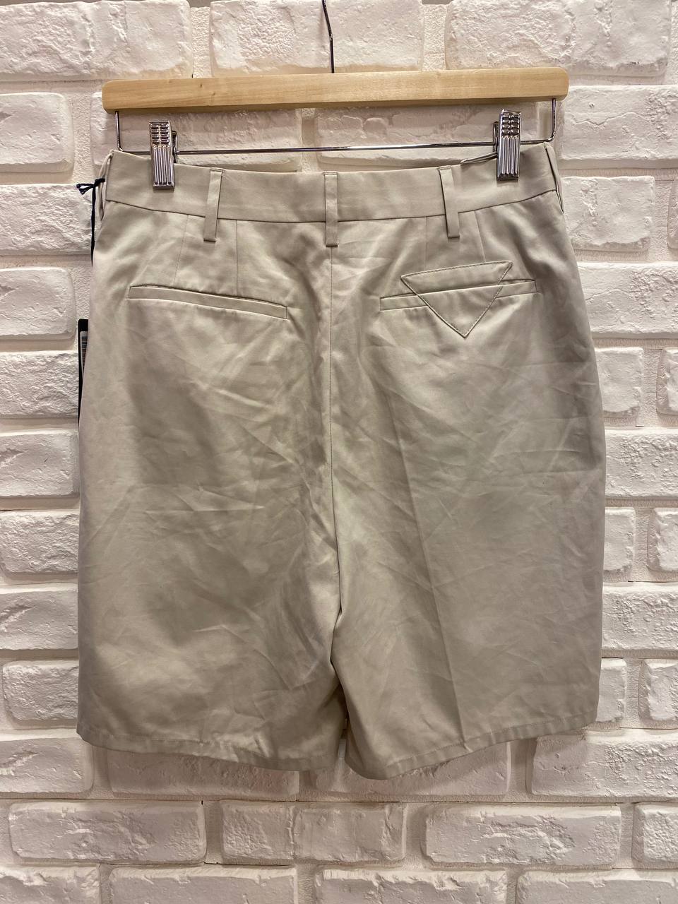 PANTALONCINI BEIGE DA DONNA